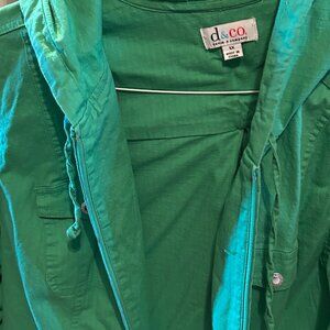 D C COMPANY  GREEN  HOOD COAT 1 X